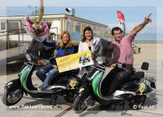 Strandpaviljoen Paal 10 wint twee Lipton Ice Tea scooters