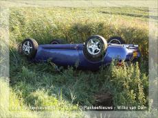 Foto behorende bij Auto naast de weg bij Dirksland