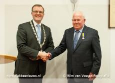 Foto behorende bij Uitreiking Koninklijke onderscheiding aan de heer Sandee