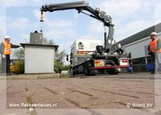 Eerste HIAB XS 111 autolaad- en loskraan voor Bronij