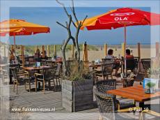 Strandpaviljoen Paal 10 12e in de Terras Top 100