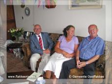 Foto behorende bij Echtpaar Pijpers-Bravenboer ontvangt burgemeester Oostflakkee