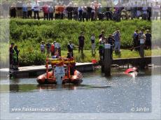 Foto behorende bij Hulpdiensten rukken uit voor auto in de haven 