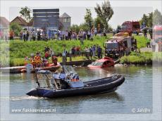 Foto behorende bij Hulpdiensten rukken uit voor auto in de haven 