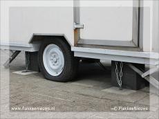 Foto behorende bij Loempiakraam beter bestand tegen vandalisme